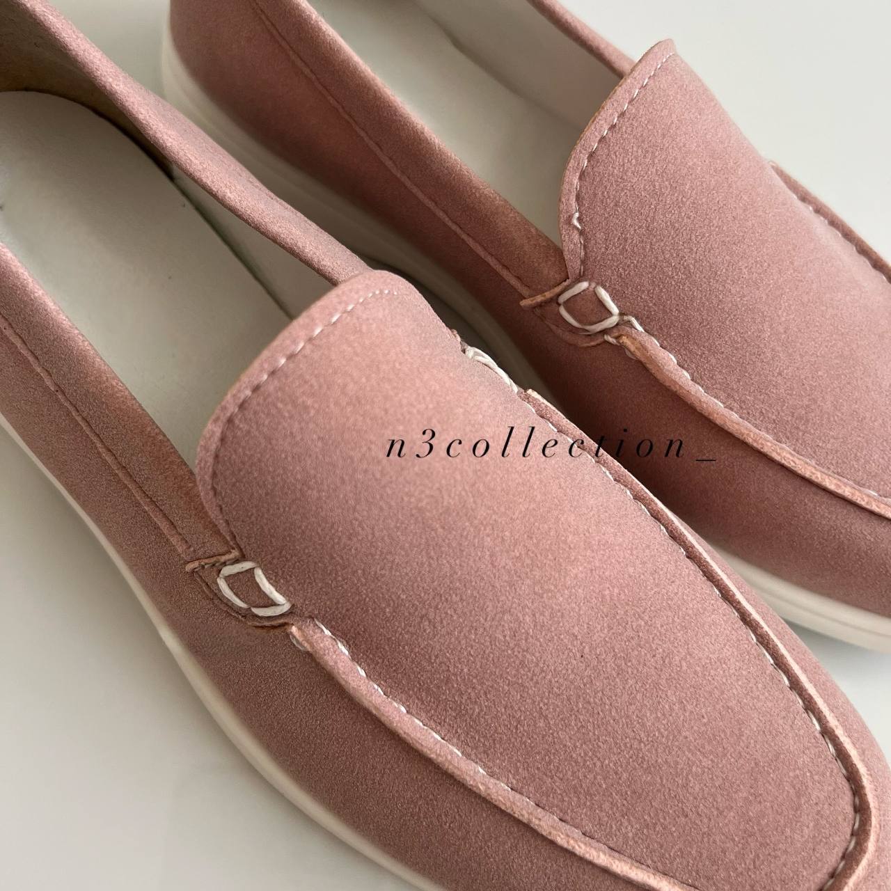 کفش لوفر جیر زنانه – ترند ۲۰۲۵، شیک و راحت با رنگبندی متنوع - تصویر 9