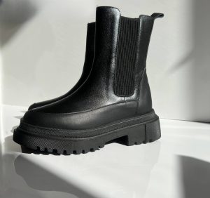 نیم‌بوت پشت‌کِشی پریمیوم